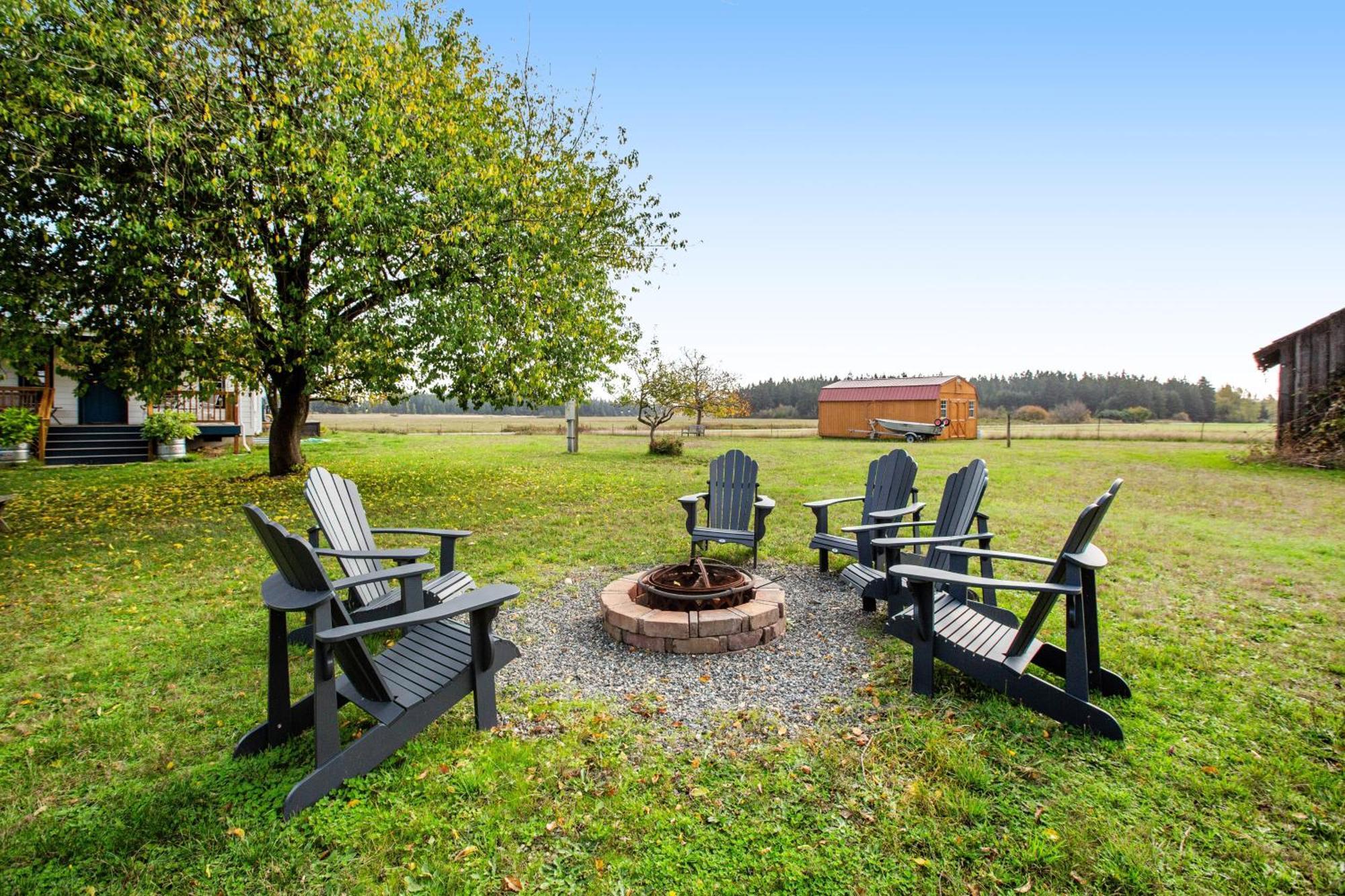 Historic Officer'S Farmhouse At Olf Coupeville Eksteriør bilde